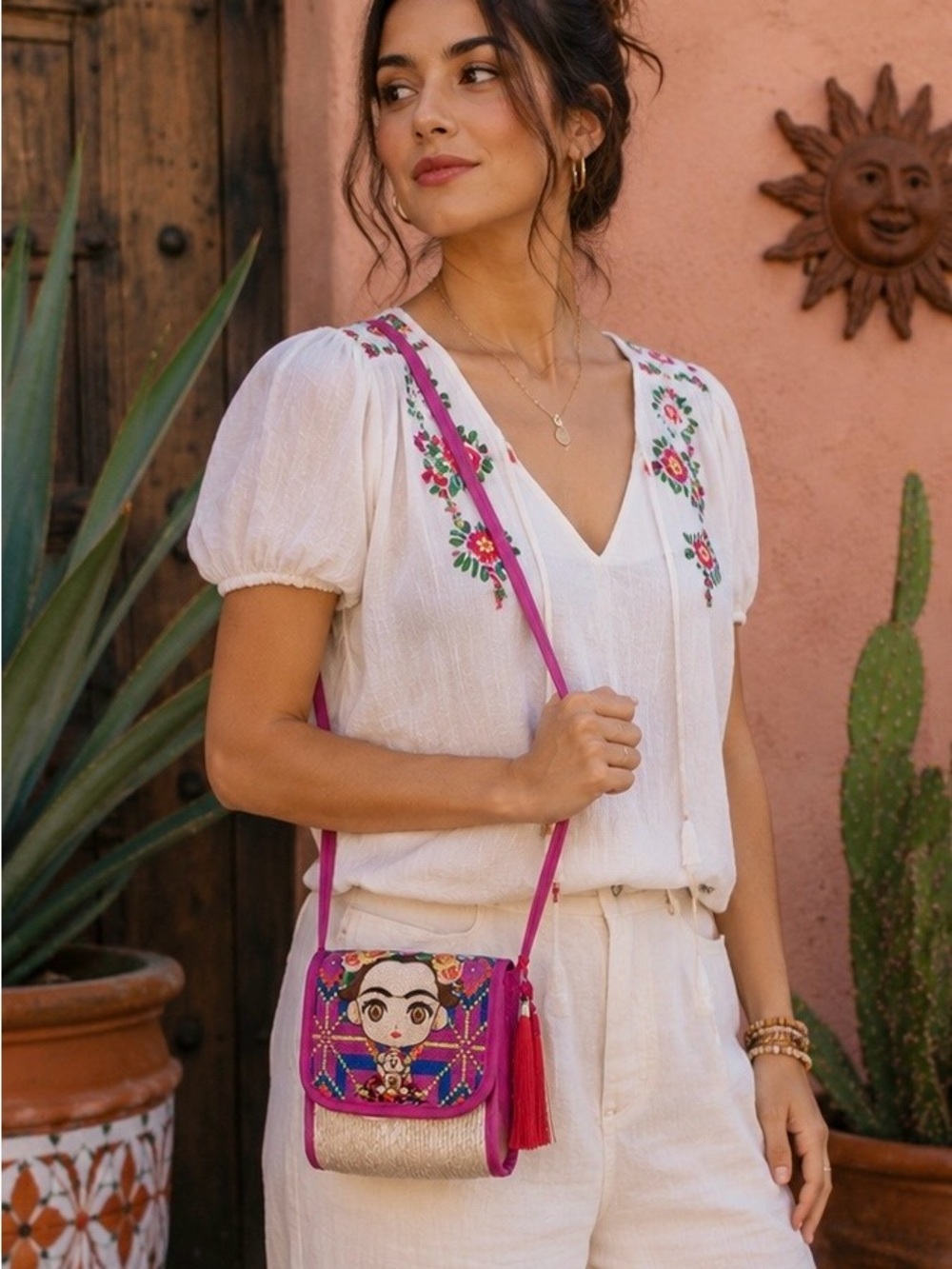 Handwoven Frida Kahlo Inspired Palm Leaf Crossbody Bag | Boho Artisan Folk Art